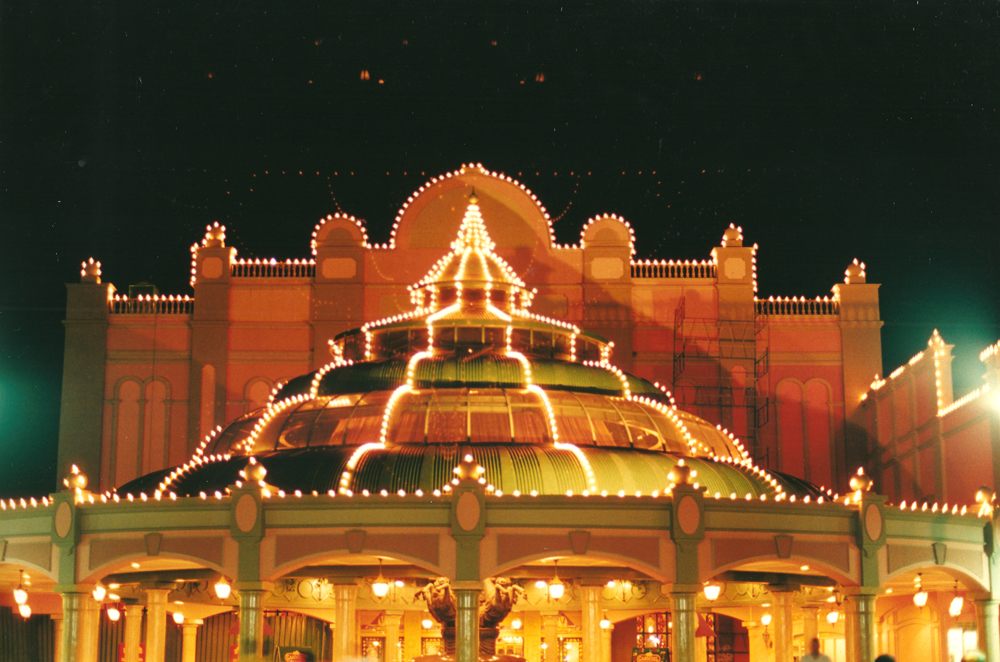 Carousel 6