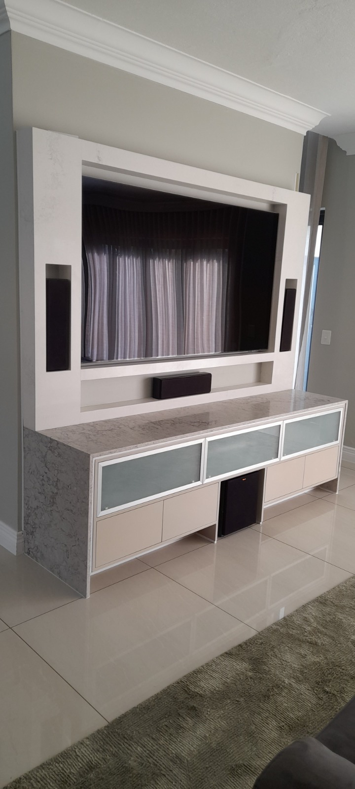 Kids Pyjama lounge unit with movable curtain